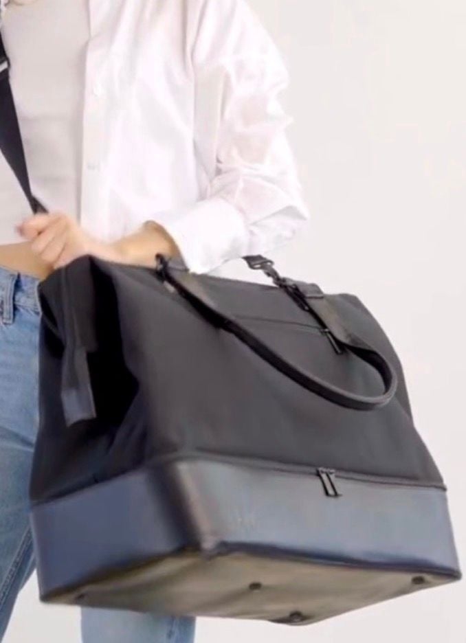 BÉIS The Classic Weekender Duffel Bag Black NWT New With Tags Travel 3