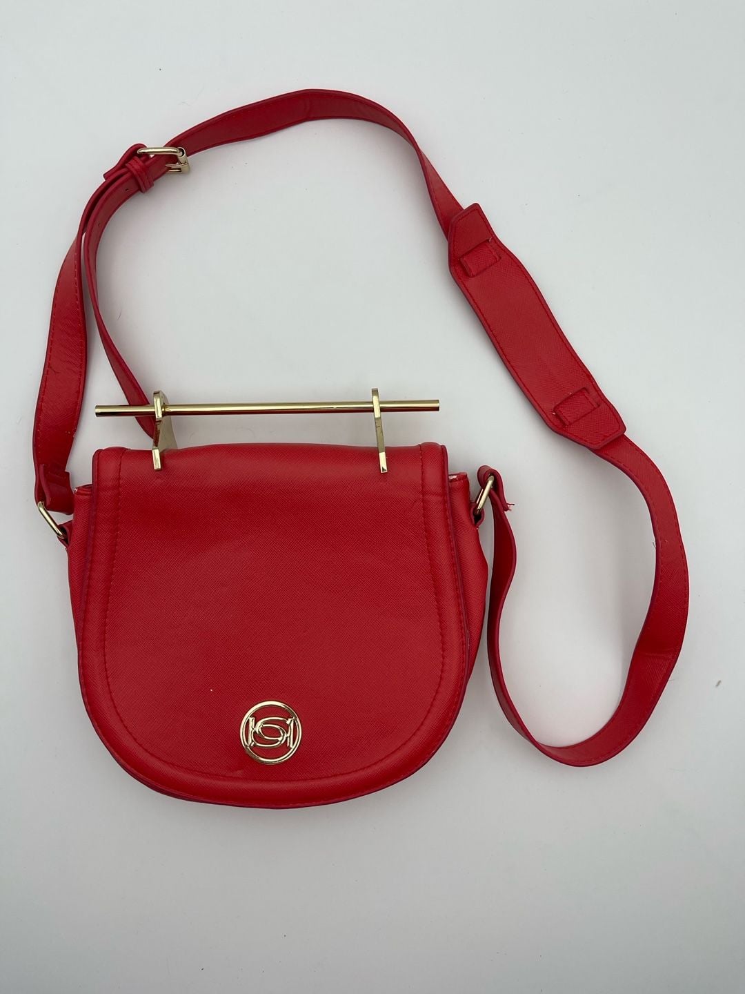 bebe Lily Saddle Crossbody Bag Hibiscus Red 2
