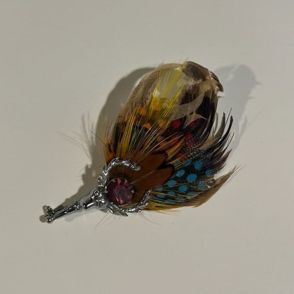 Vintage Scottish Stag Head Plume Kilt Pin Brooch with Feathers and Purple stone