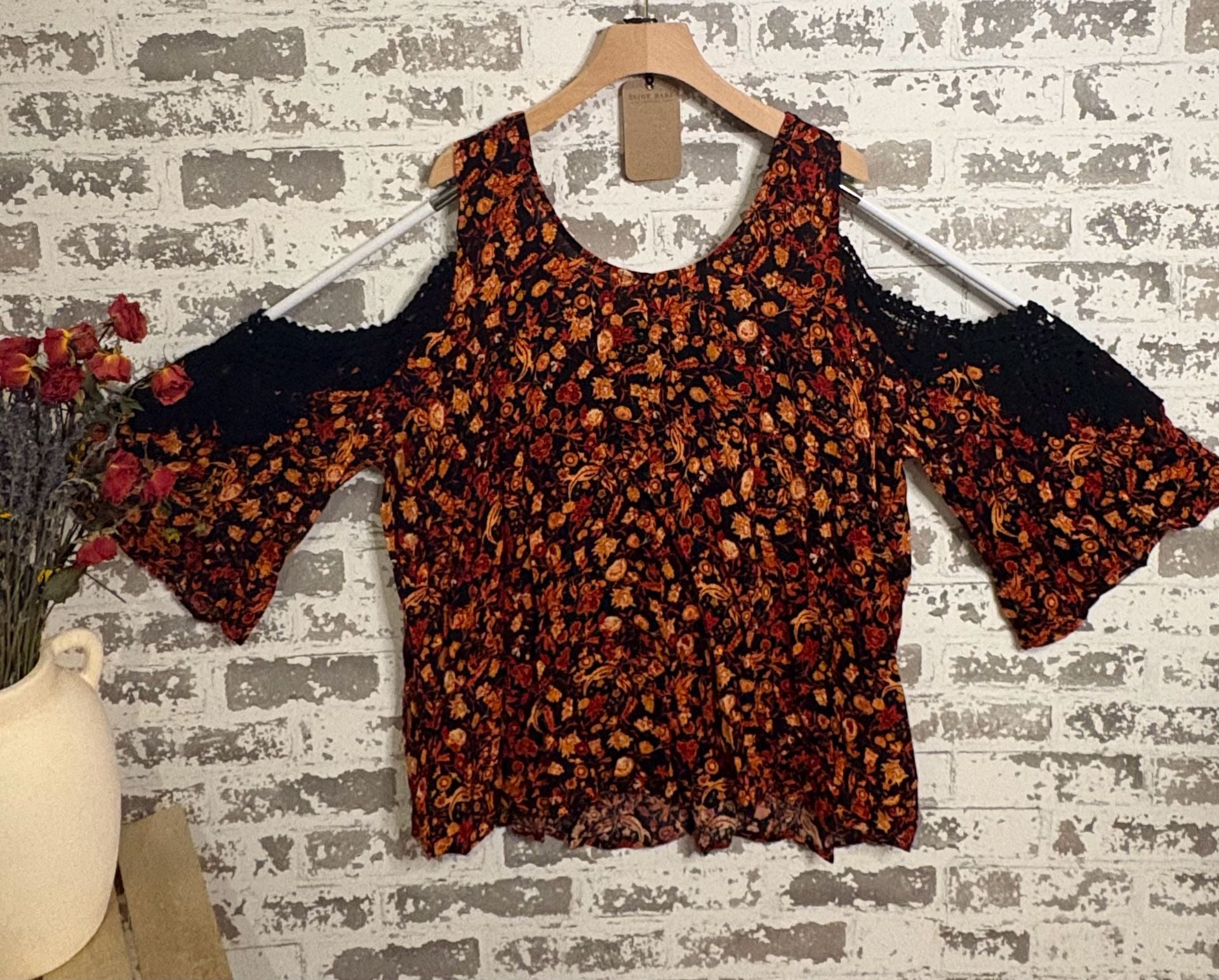PLUS SIZE Black Orange Floral Cold Shoulder Crochet Lace Bell Sleeve Blouse 3