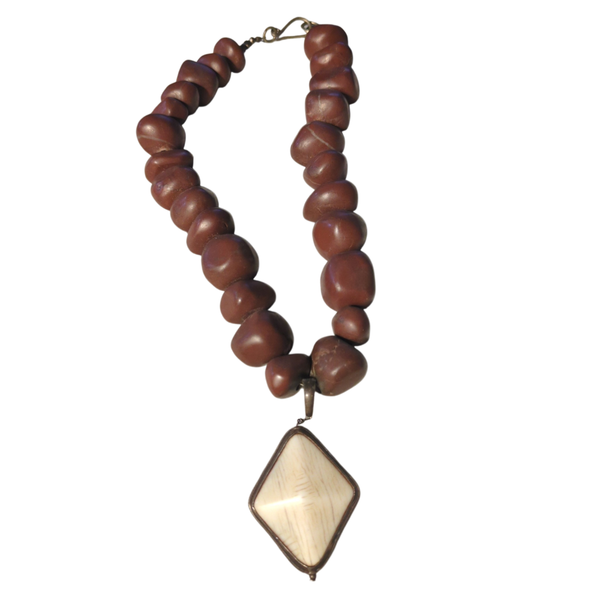 Vintage Brown Jasper Beaded Necklace with Diamond shapped Pendant