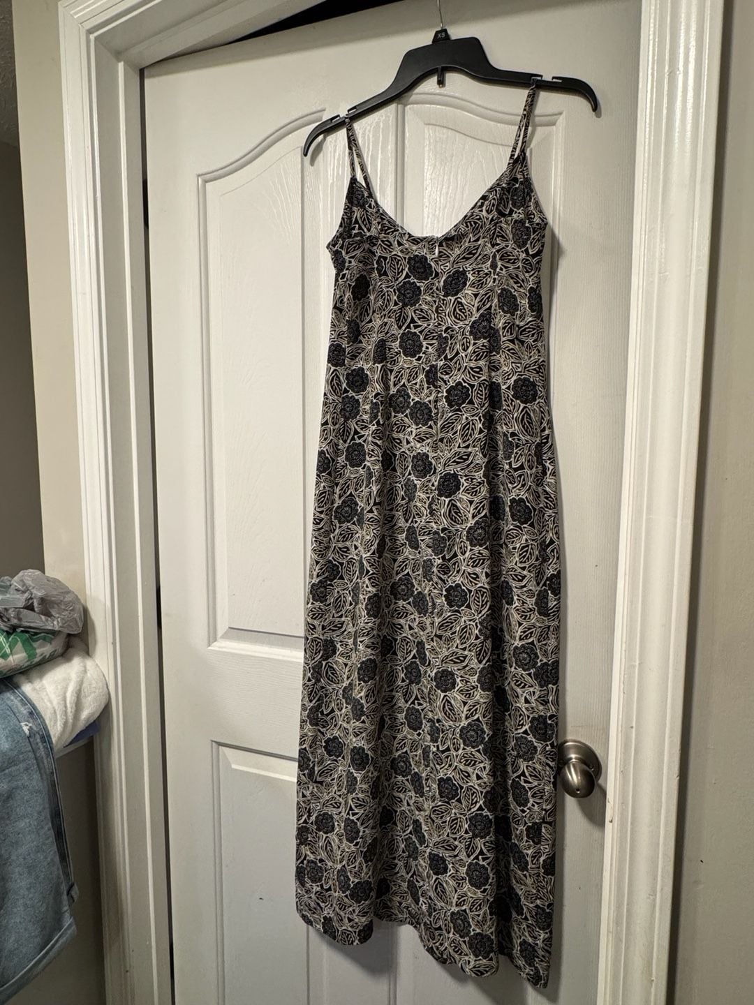 Jonathan Martin Vintage Black and Beige Floral Print Spaghetti Strap Maxi Dress 5