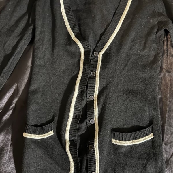 Black and White Trim V-Neck Button Cardigan Sweater with Pockets Size Small Style 25385-TJX