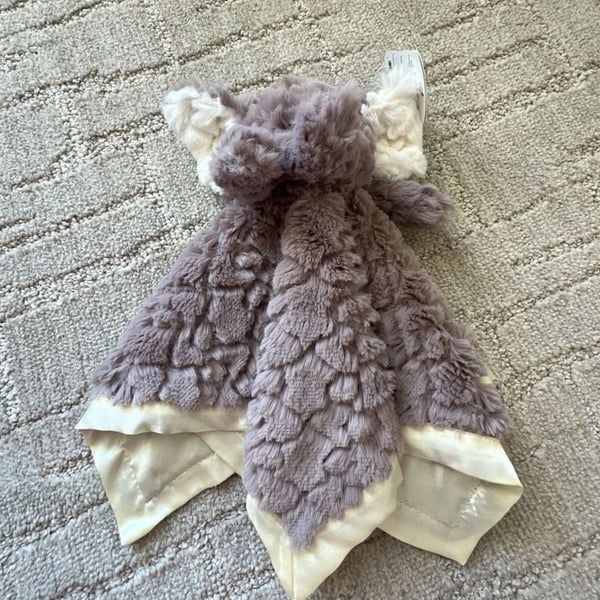 Putty Shadow Bunny Character Blanket- Gray – ,