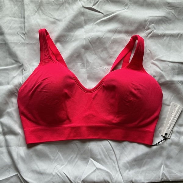 NWT Paragon Gym Brat Padded Contour Sports Bra Medium Hot Pink