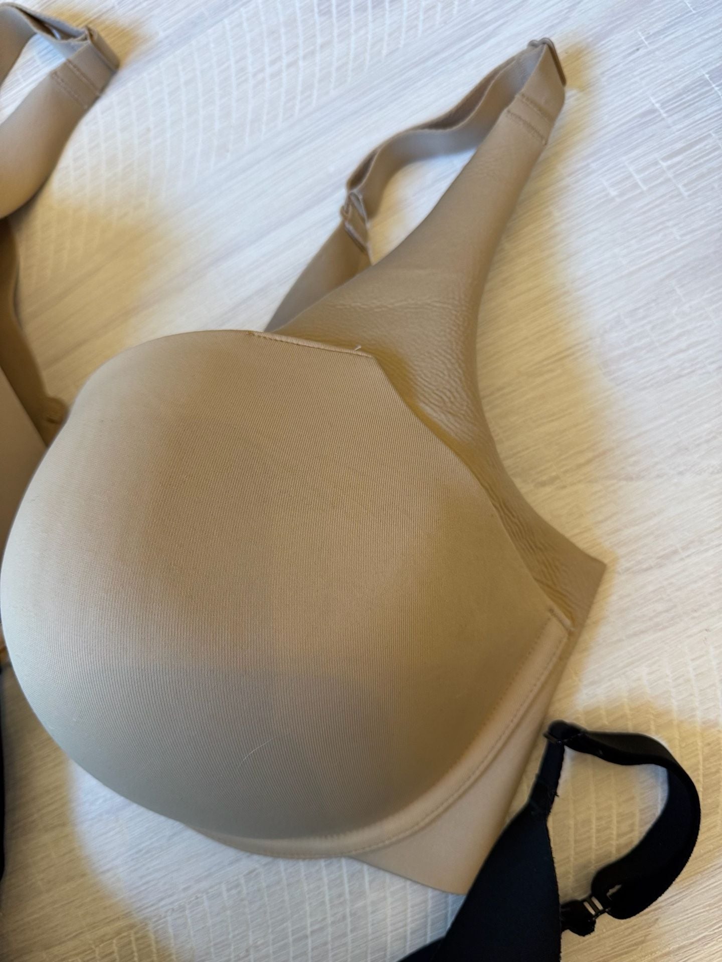 Cacique Women's T-Shirt Bras Size 38F Black & Nude Lot of 2 3