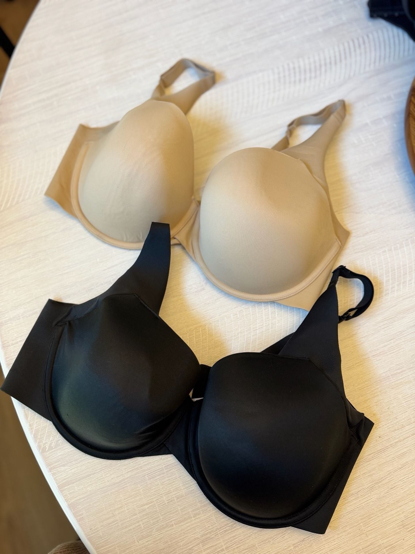 Cacique Women's T-Shirt Bras Size 38F Black & Nude Lot of 2 1