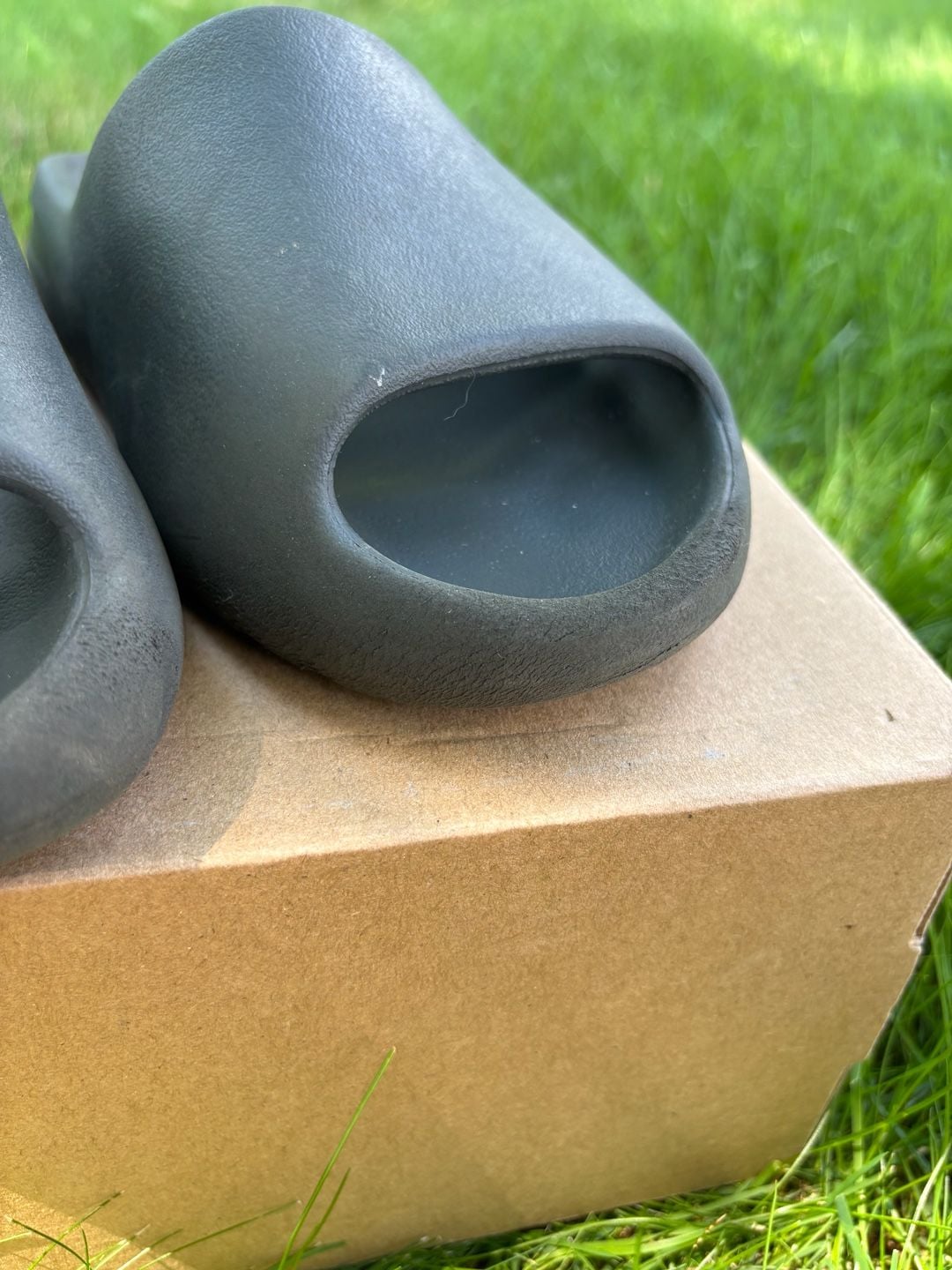 Size 5- Adidas Yeezy Slide Dark Onyx ID5103 5