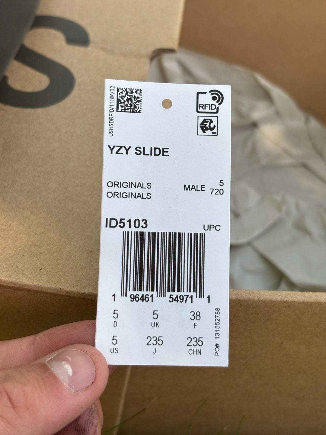 Size 5- Adidas Yeezy Slide Dark Onyx ID5103 10