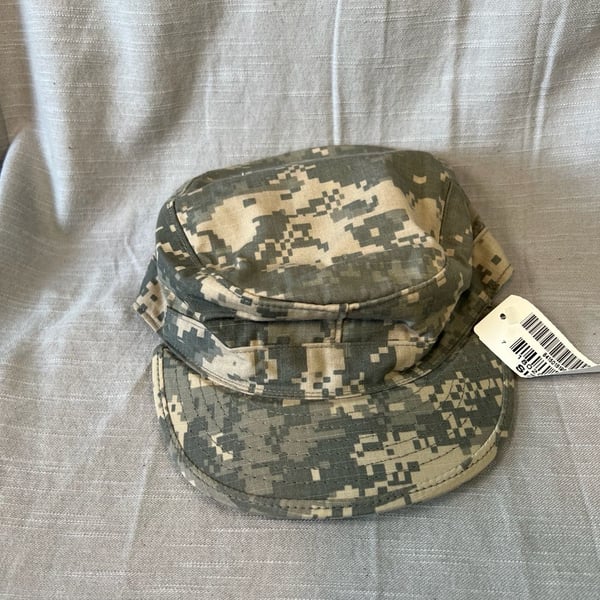 US Army ACU Digital Camouflage Patrol Cap Size 7 SEKRI INC