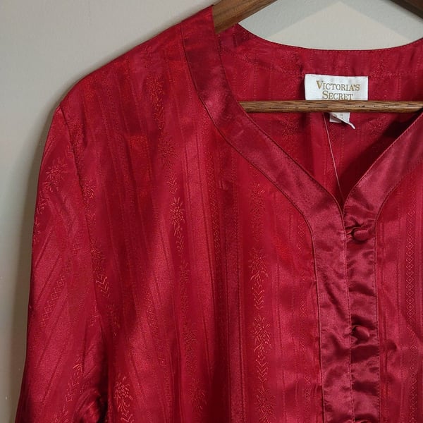 Vtg Victoria's Secret Gold Label Button Front Satin Red Brocade Sleep Shirt and pants size S