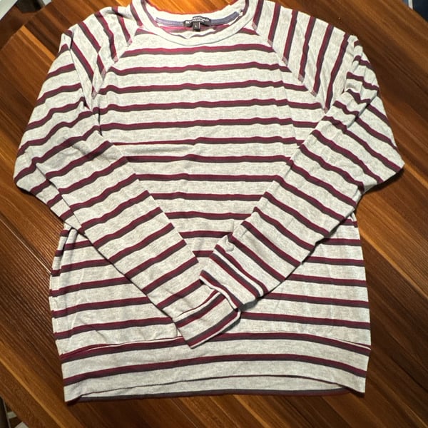 Beyond Yoga Striped Long Sleeve Raglan Sweatshirt Gray Maroon Size L