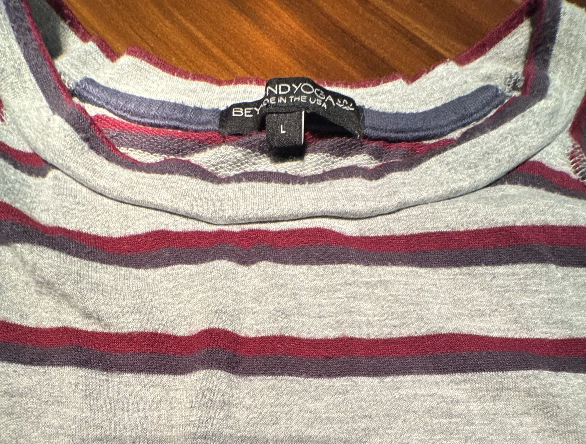 Beyond Yoga Striped Long Sleeve Raglan Sweatshirt Gray Maroon Size L 4