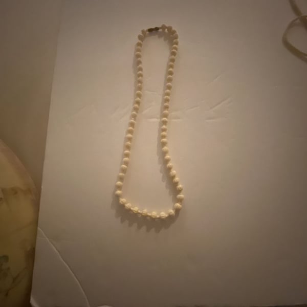 Vintage Carved Ivory Color Lucite Melon Bead Strand Necklace with Barrel Clasp