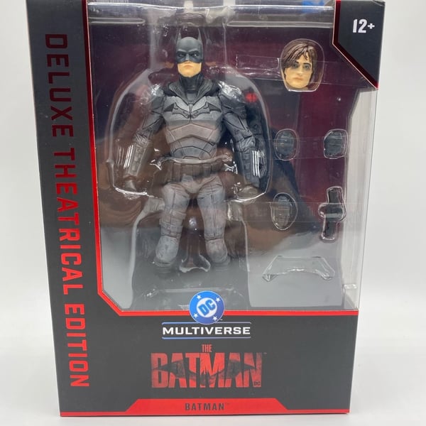 McFarlane Toys DC Multiverse The Batman Deluxe Theatrical Rob Pattinson Figure