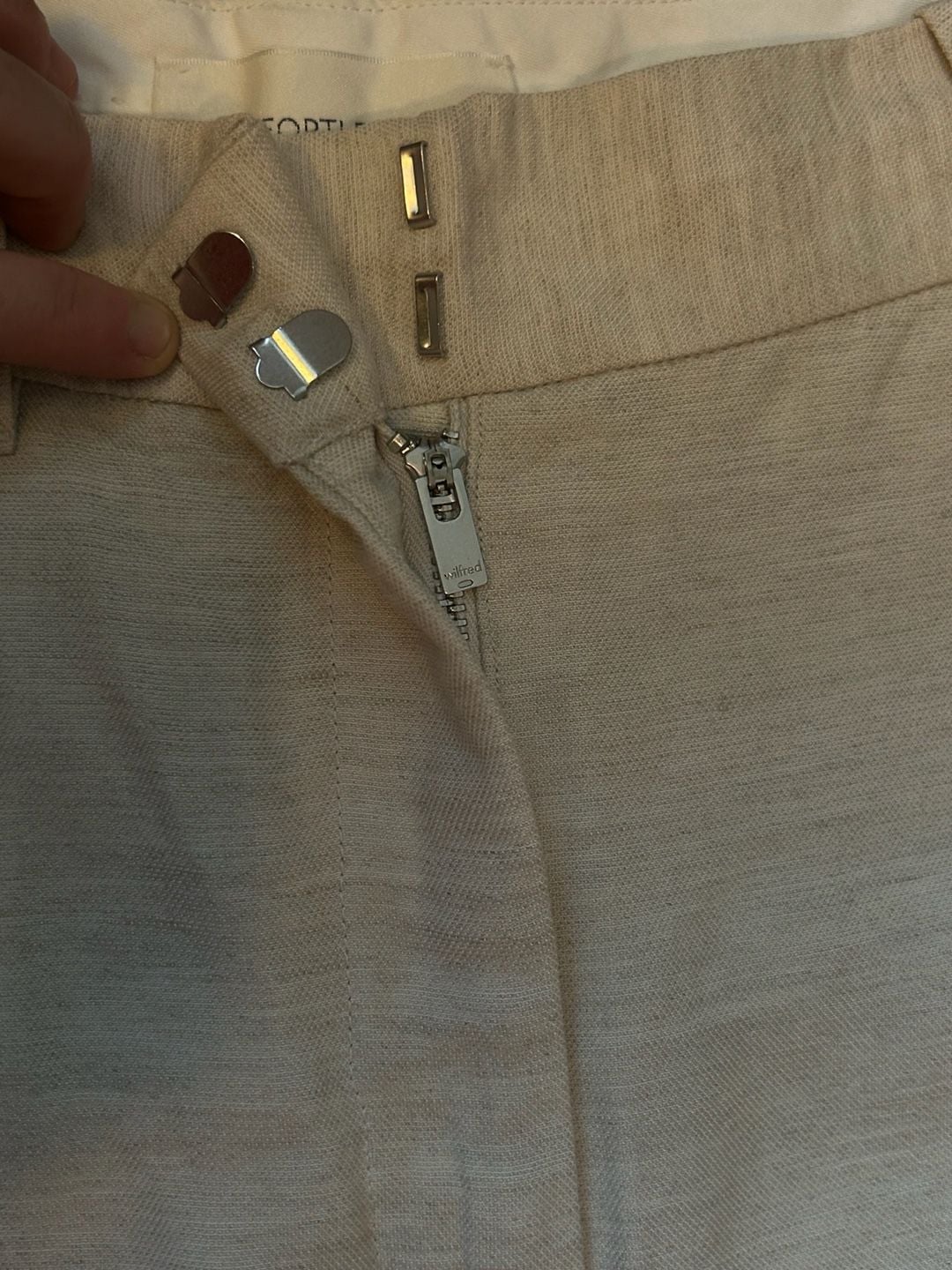 Wilfred Aritzia Linen The Effortless Pant Cropped Beige Quiet Luxury Office 5