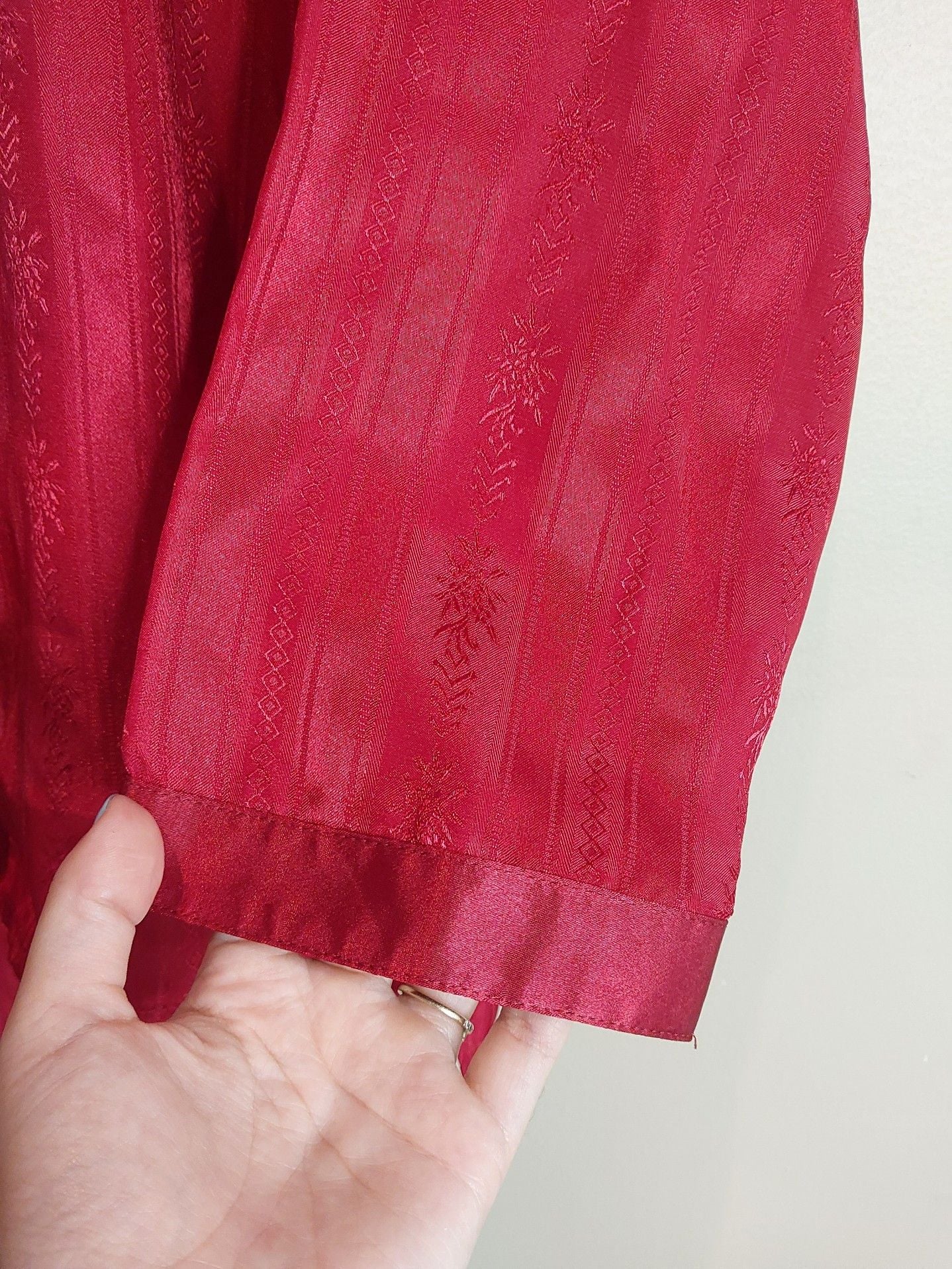 Vintage Victoria's Secret Gold Label Button Front Satin Red Brocade Sleep Shirt & Bottom 6