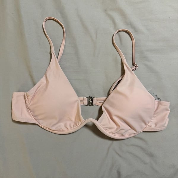 Shein 3-Piece Solid Underwire Bikini Set With Butterfly Mesh Sarong Cover-Up Pink 

Size: L

