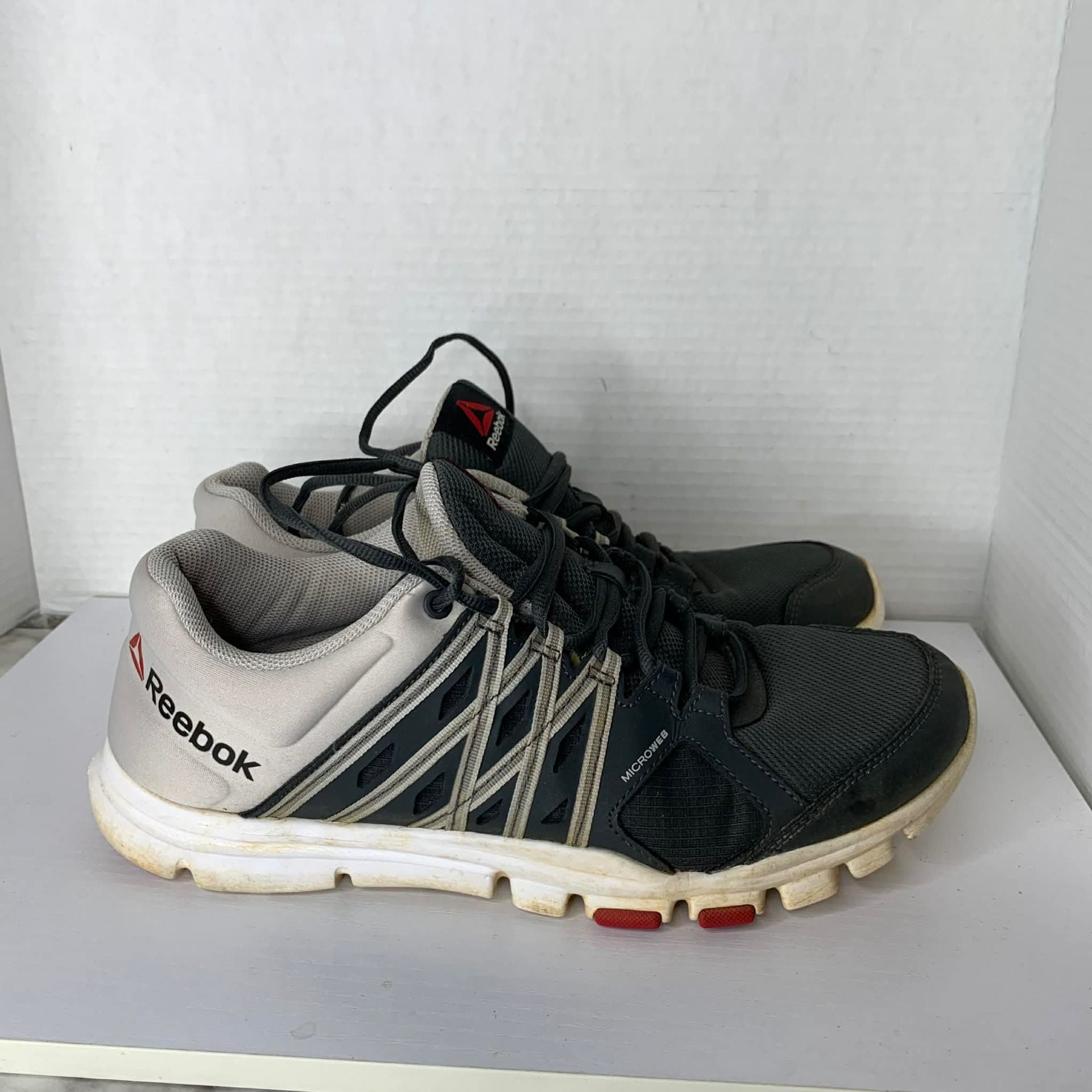 Reebok Mens Yourflex Train 8.0 LMT Training Shoes Black Slate Navy White 2