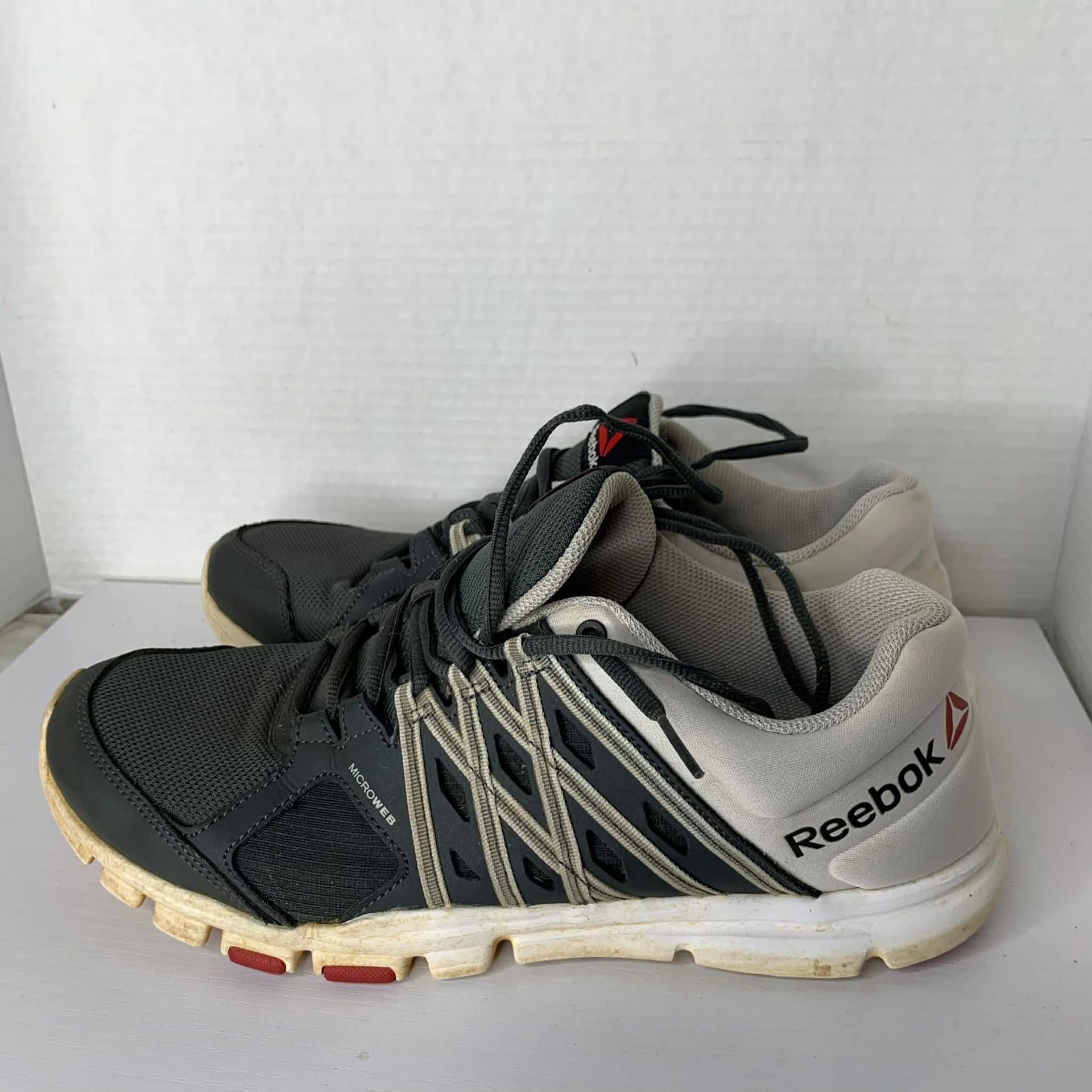Reebok Mens Yourflex Train 8.0 LMT Training Shoes Black Slate Navy White 5
