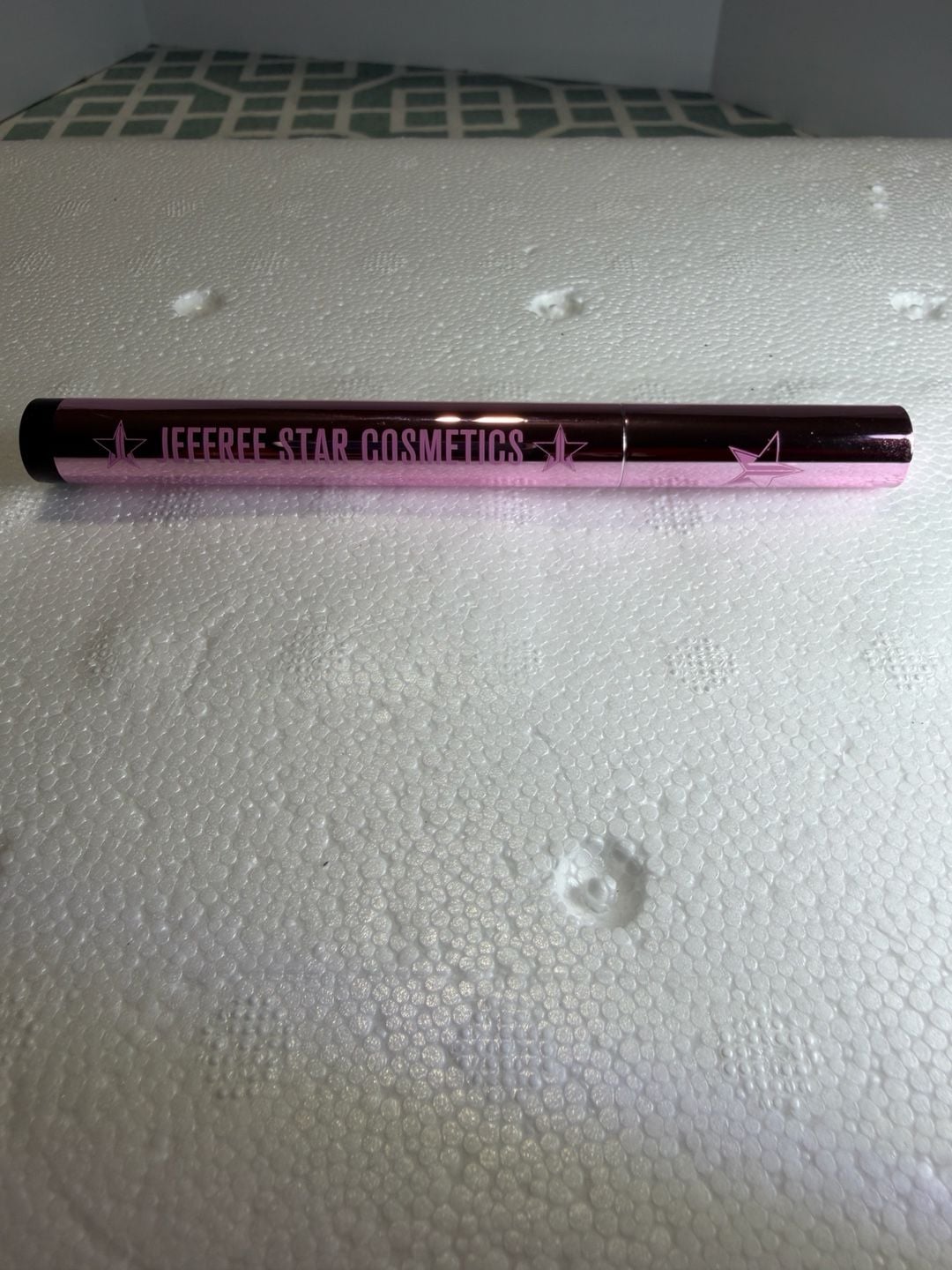 Jeffree Star Cosmetics Velour Eye Crayon Late Night Snack 1