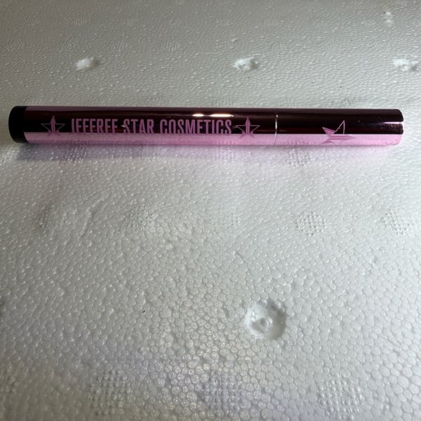 Jeffree Star Cosmetics Velour Eye Crayon Late Night Snack