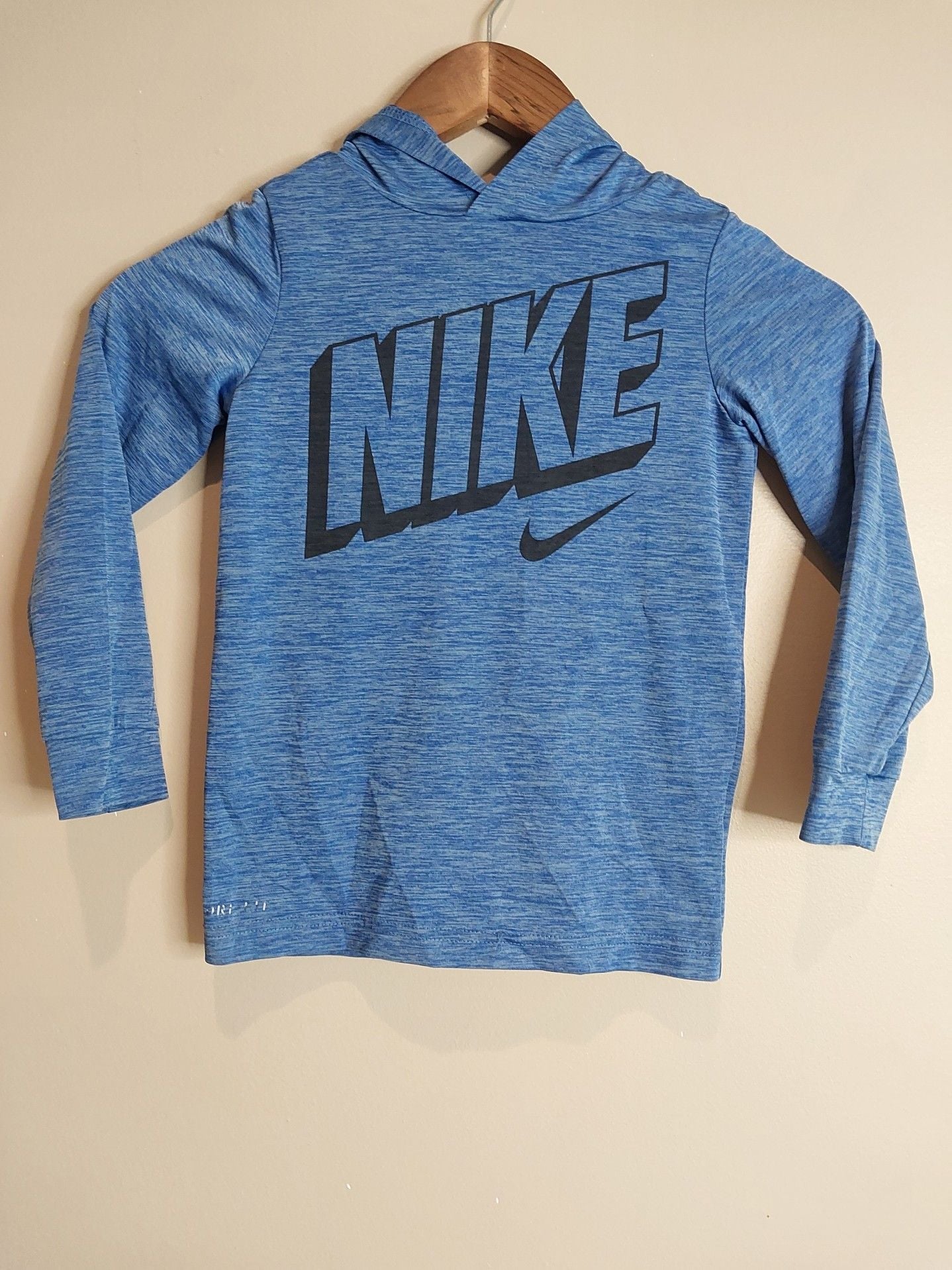 Nike Dri-FIT Blue Youth Boys Size 5 Pullover Long Sleeve Hoodie Sweatshirt 2