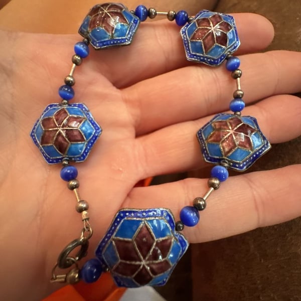 Vintage Cloisonne Enamel Star Hexagon Bead Bracelet Blue and Red