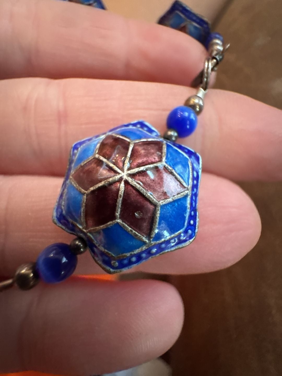 Vintage Cloisonne Enamel Star Hexagon Bead Bracelet Blue and Red 2