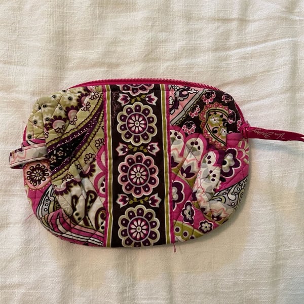 Vera Bradley Very Berry Paisley Quilted Cosmetic Makeup Bag Zip Pouch