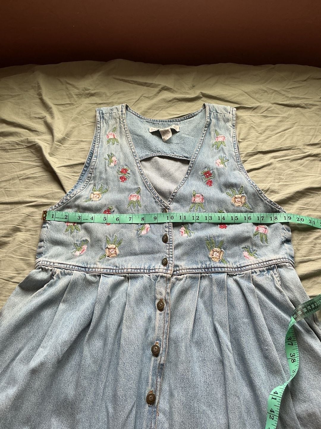 Vintage Jane Ashley Denim Button-Front Midi Dress with Floral Embroidery Medium 5