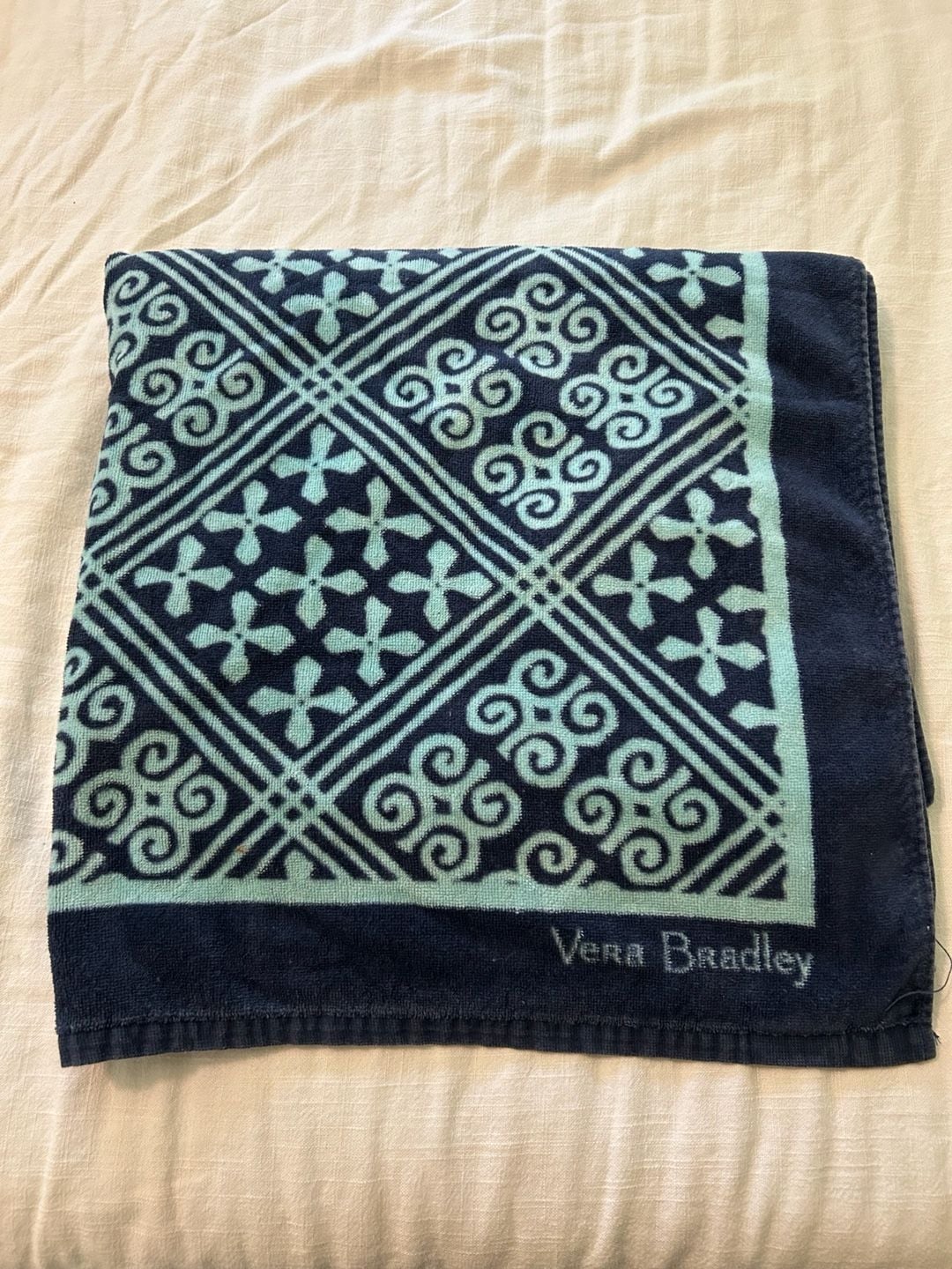 Vera Bradley Blue and Light Blue Patterned 100% Cotton Beach Towel 1