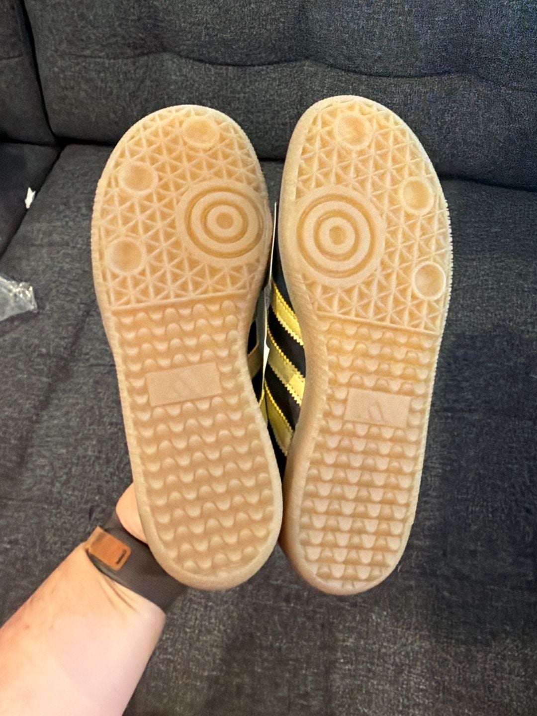 5.5Y / 6.5W - Adidas Lionel Messi x Samba 'Triunfo Dorado' Black Gold Sneakers 7