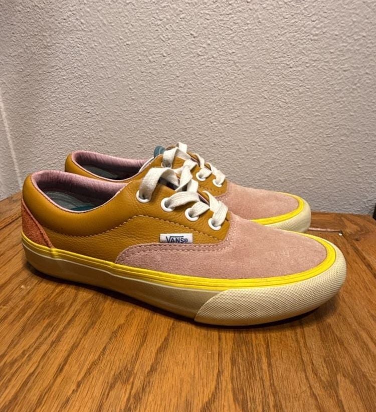 Women’s Suede/Leather Multicolor Vans Sneakers 2