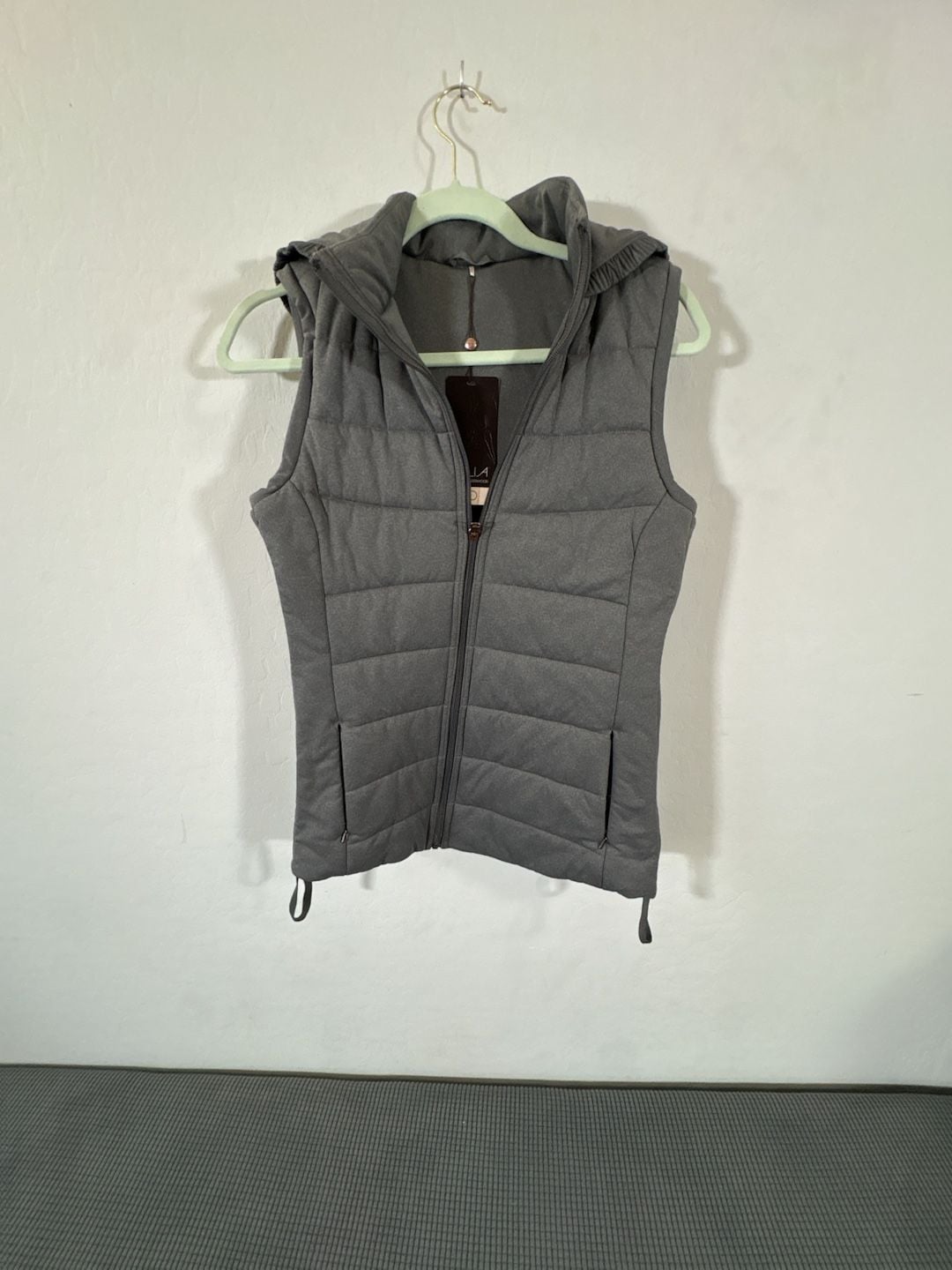 CALIA by Carrie Underwood Ruched Knit Vest Castlerock Small 2