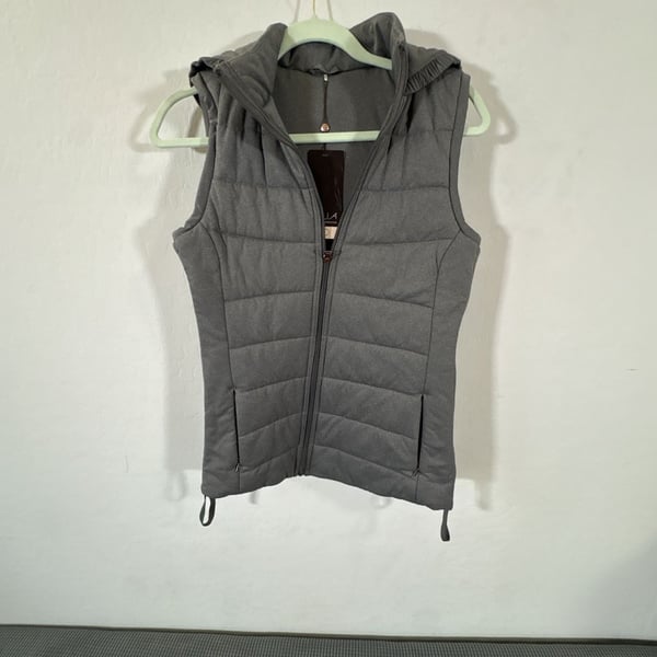 CALIA by Carrie Underwood Ruched Knit Vest Castlerock Small