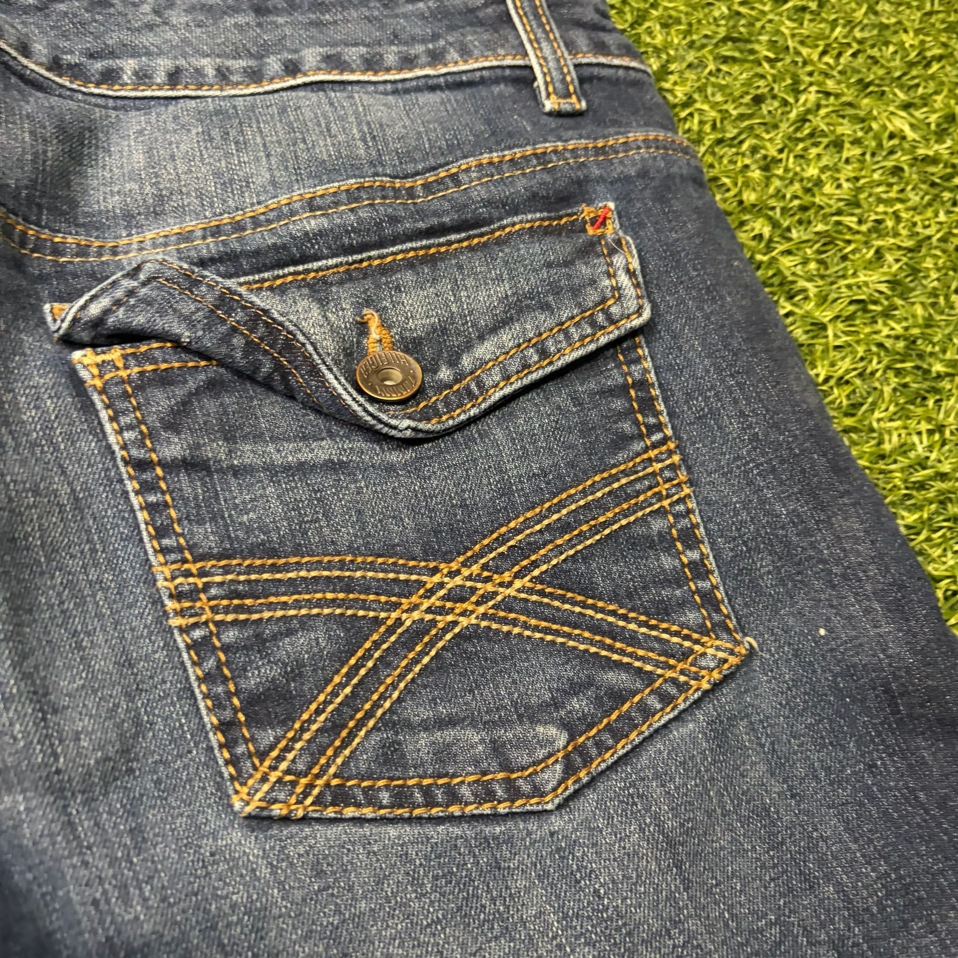 Tommy Hilfiger Freedom Boot Cut Jeans Women's Size 12L Blue Denim Flared 8