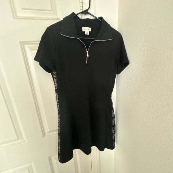Calvin Klein Jeans Large Black Short-Sleeve Zip Collar Dress With Logo Side Tape