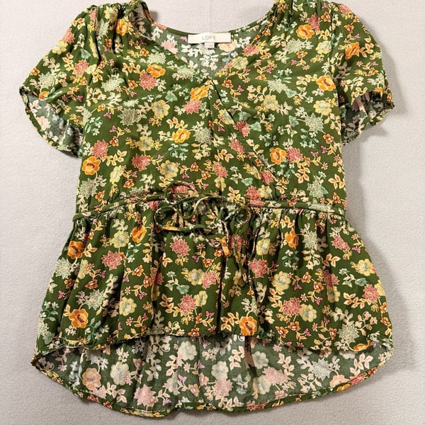 LOFT Green Floral Faux Wrap Peplum Blouse with Tie Waist Size S