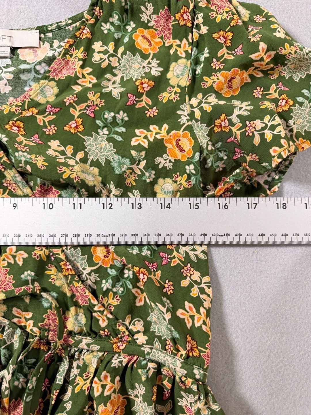 LOFT Green Floral Faux Wrap Peplum Blouse with Tie Waist Size S 5