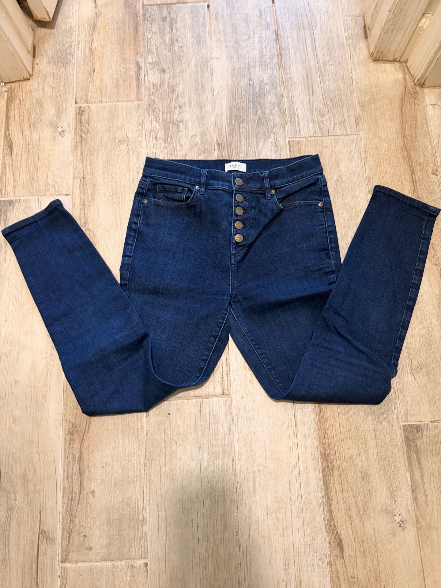 LOFT Outlet Button-Front Skinny Jeans Dark Wash Size 6 2
