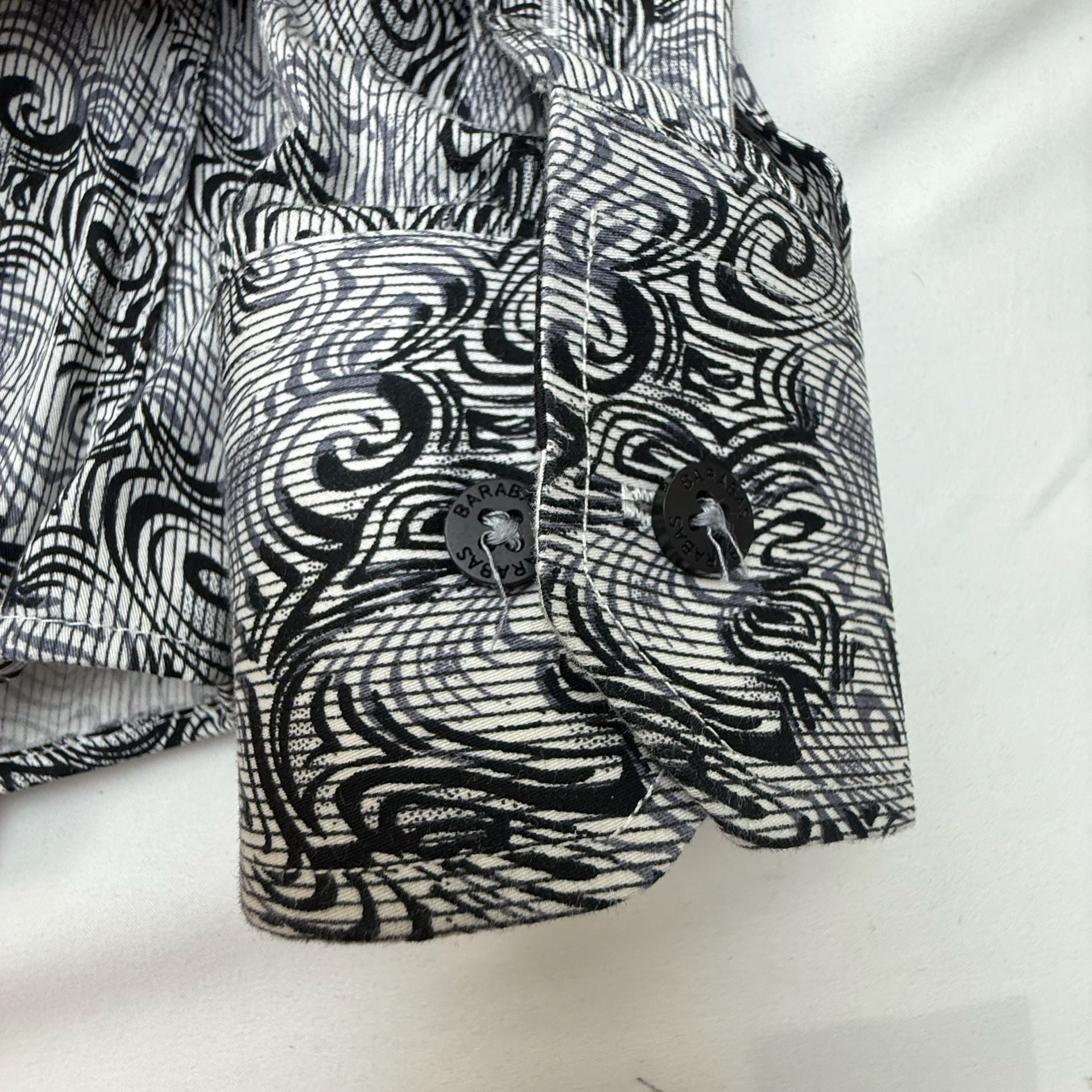 Barabas Men's Black and White Swirl Abstract Print Long Sleeve Button Up 10