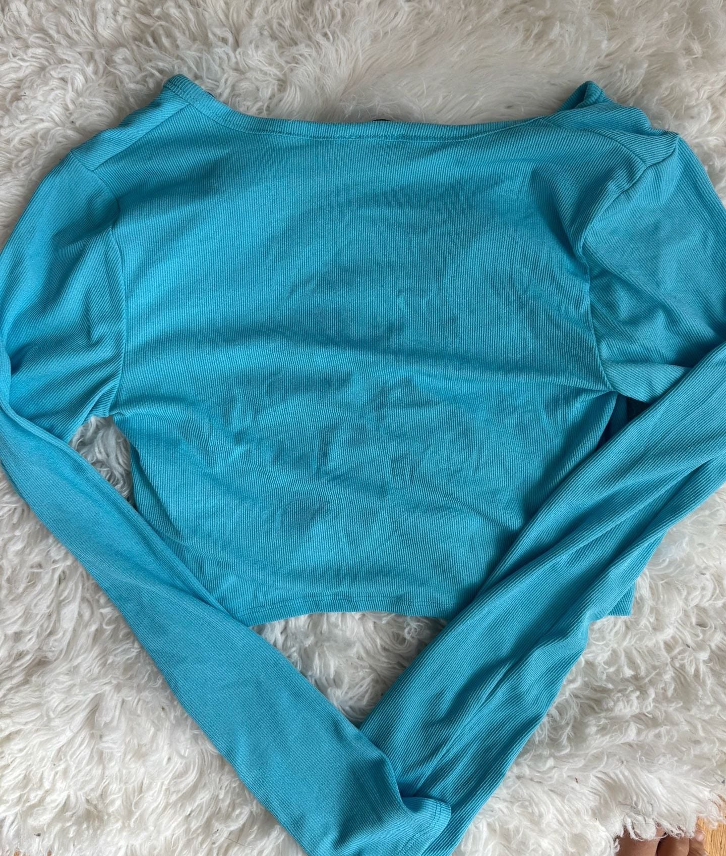 Zara Turquoise Ribbed Long Sleeve Ruched Button Crop Top 5