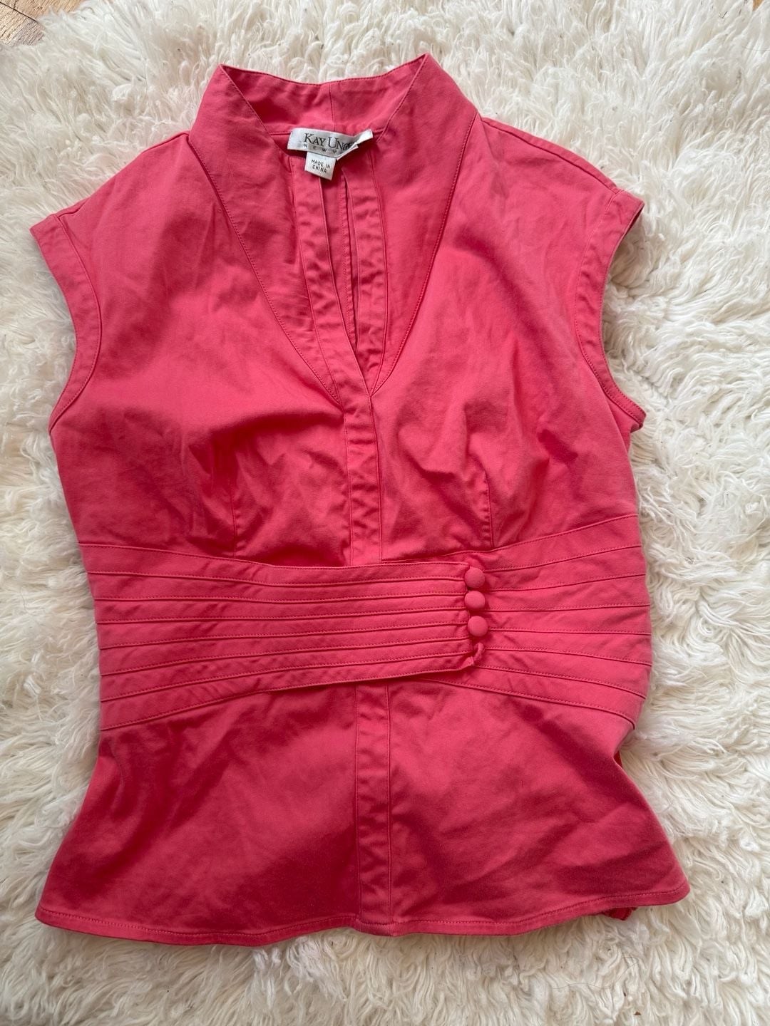 Kay Unger New York Pink Sleeveless Collared V-Neck Blouse Size 2 2