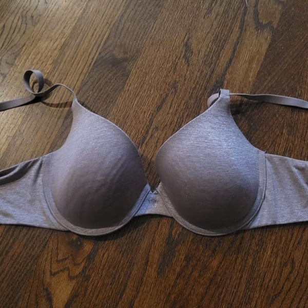 Victoria's Secret Uplift Semi Demi Bra Size 34D Padded Underwire,Lilac 