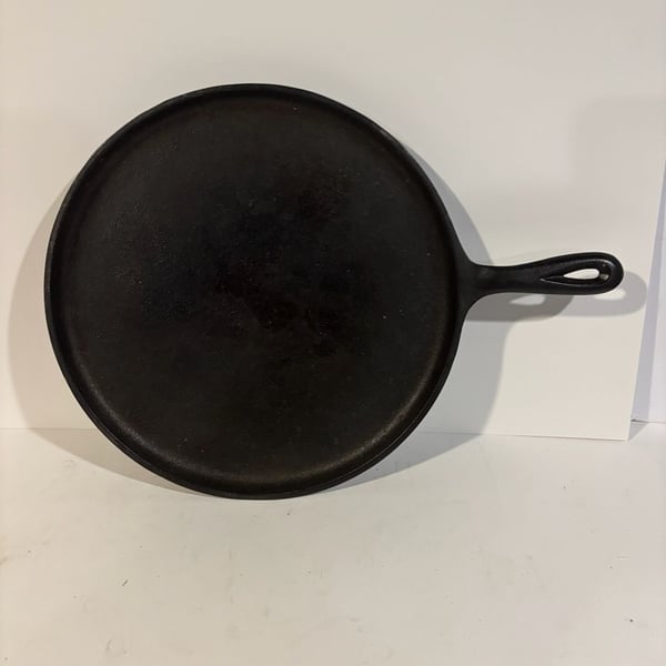 Wagner Cast Iron Griddle Pan No. 10 Made in USA