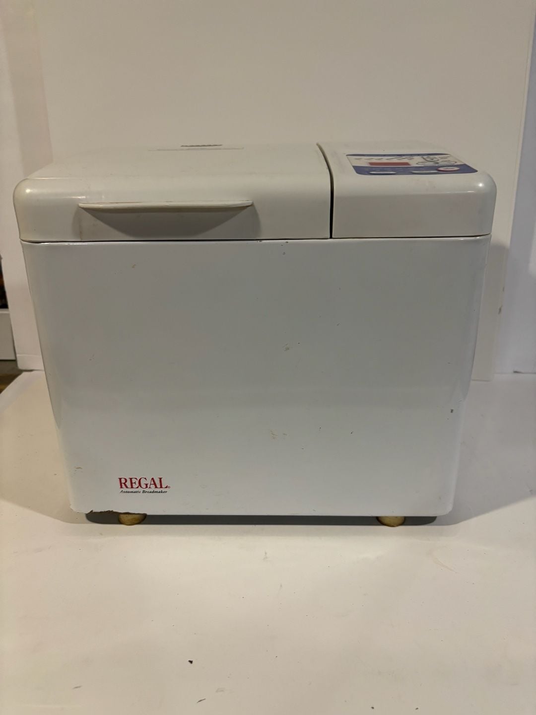 Regal Automatic Breadmaker Bread Machine Model K6751 with Guide & Cookbook 1