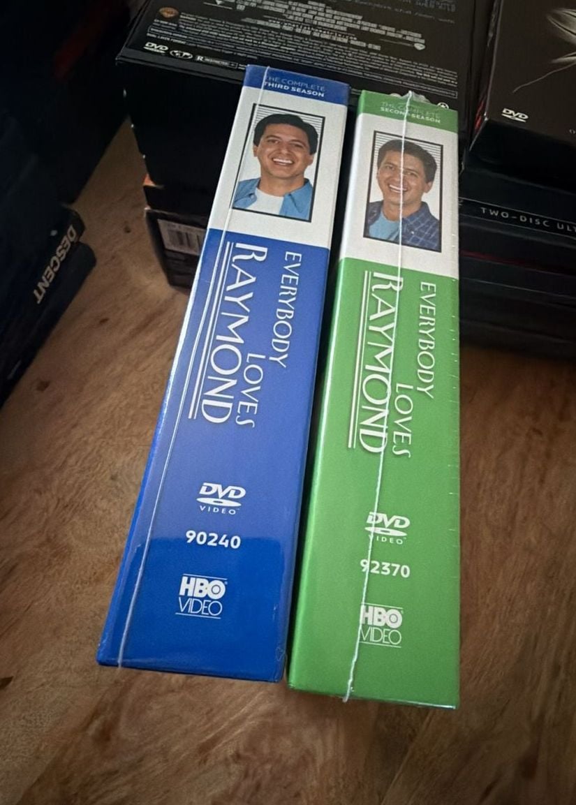(Sealed) Everybody Loves Raymond The Complete Second and Third Season DVD Box Sets 1