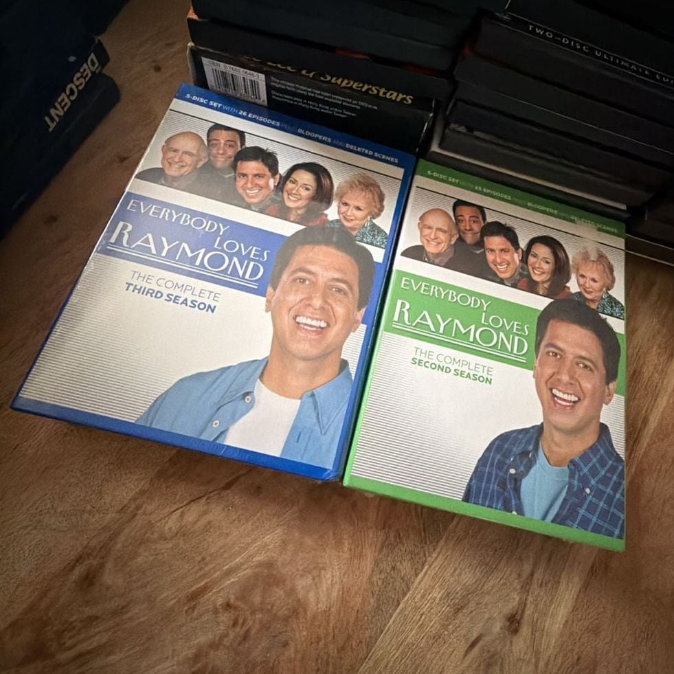 (Sealed) Everybody Loves Raymond The Complete Second and Third Season DVD Box Sets 2