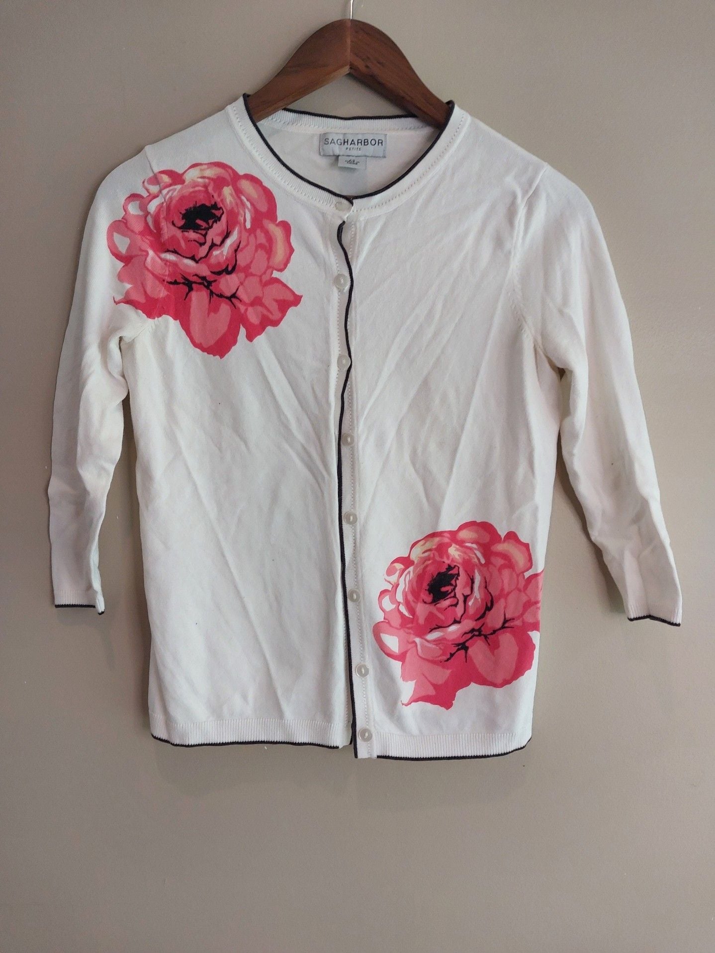 Sag Harbor Petite Cream Cardigan Sweater With Pink Roses 3/4 Sleeves Size PS 2